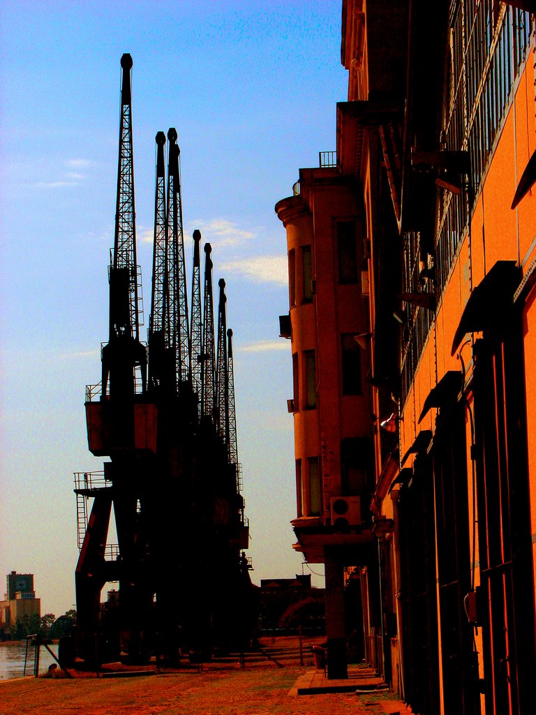 Centro Histórico, Porto Alegre - RS, Brazil by Eloí Farias