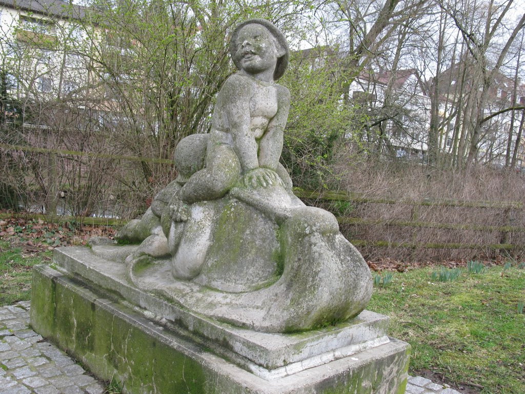 Der Schneckenreiter von Emil Salm im Stadtgarten Pforzheim by ZumSehenGeboren