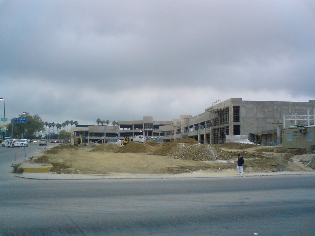 Plaza covadonga en plena construcion by cybershot73