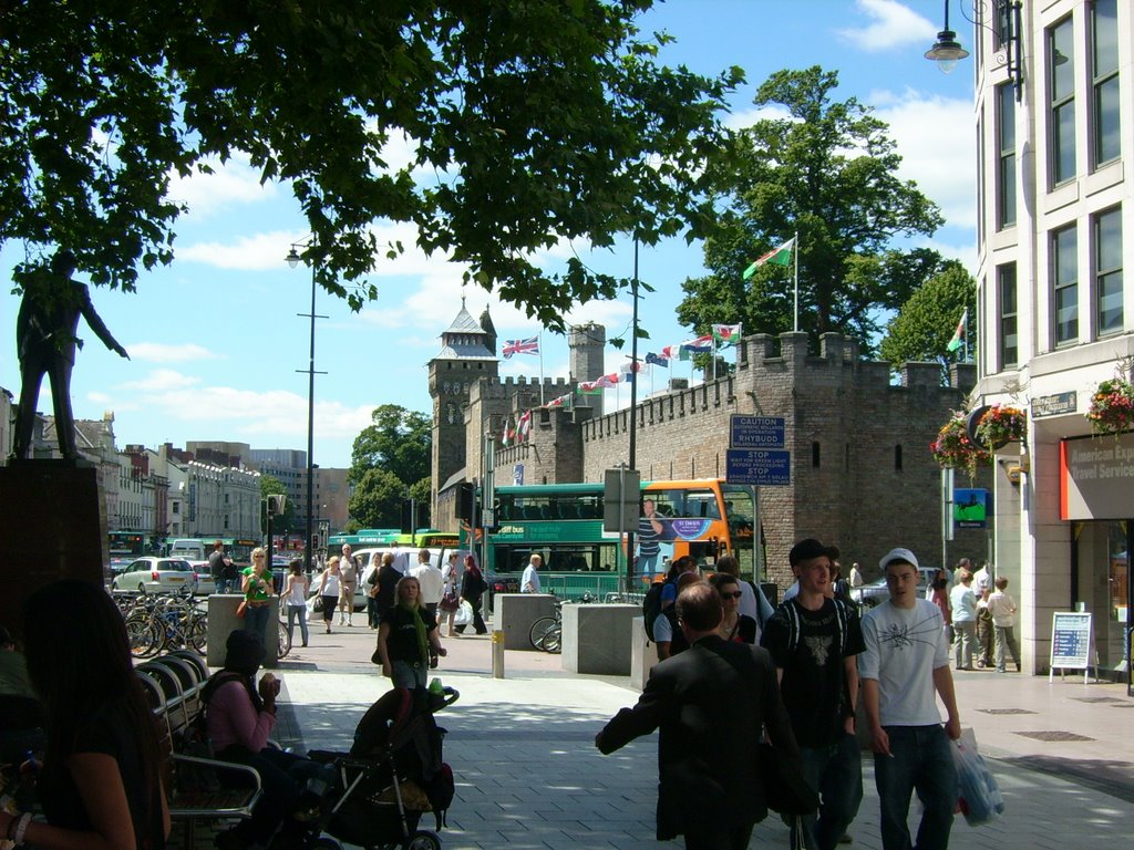 Cardiff Castle by U.Schultz