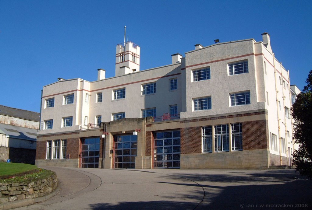 Kirkcaldy fire station by ianrwm