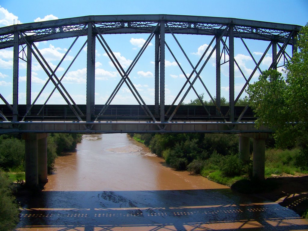 Railroad bridge over the San Pedro by MAL10587