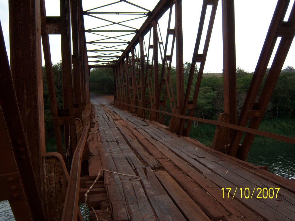 Ponte de ferro antes da reforma.>>>>>Bridge of iron before the reform. by Semeão.