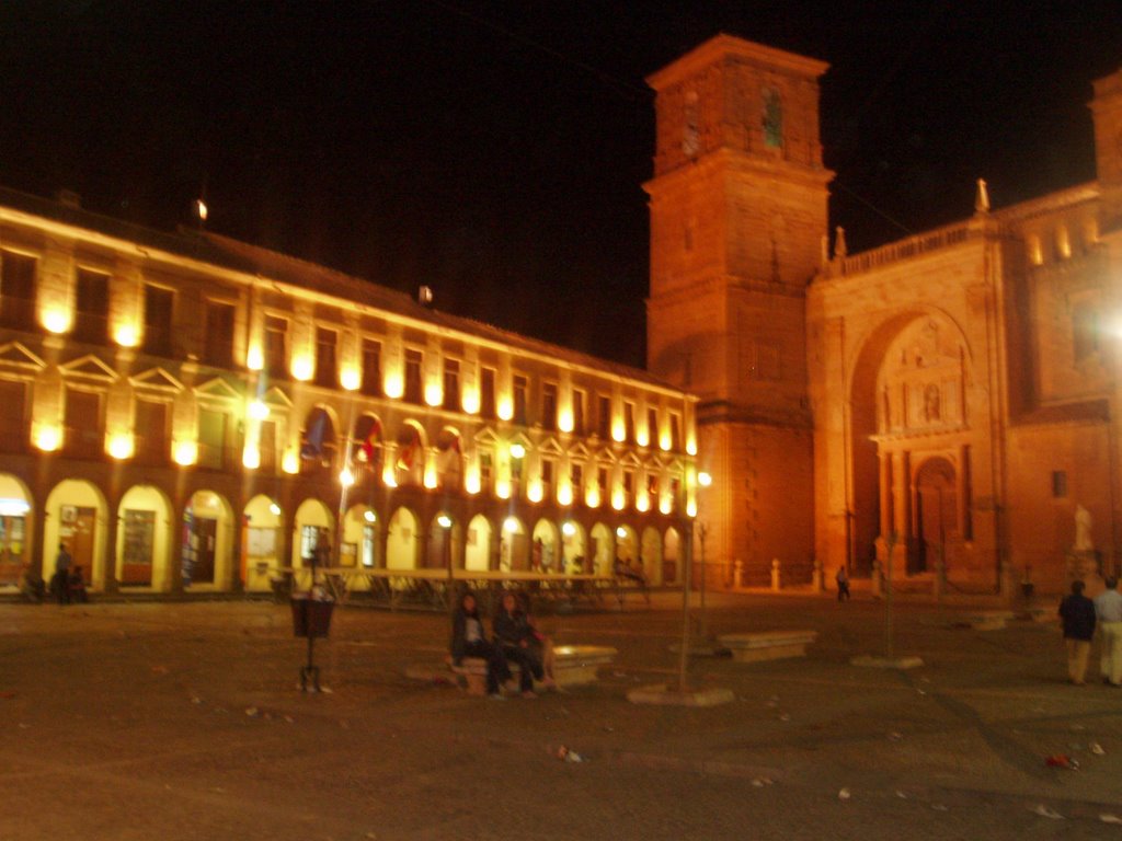 PLAZA DE VILLANUEVA DE LOS INFANTES DE NOCHE by PEQUEÑITA