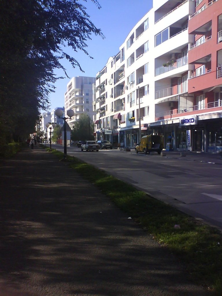 Kraljevo Street scene, Serbia by 6opucc