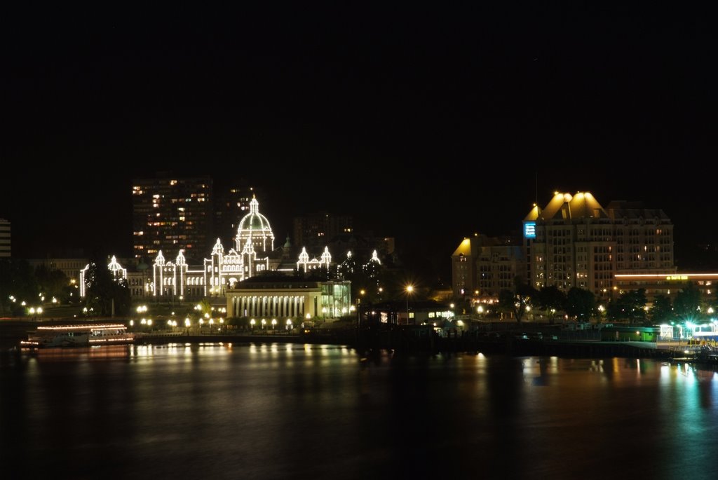 Victoria Harbour at Night by philedwards