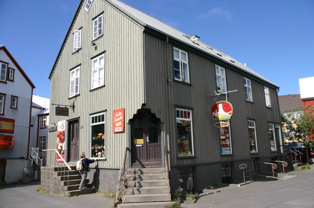 Magasin de Reyjavik by alainchoquet