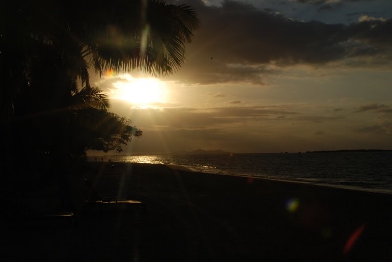 Sunset @ Sofitel Fiji by ebdsouza