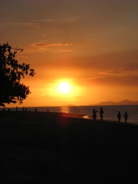 Sunset @ Sofitel Fiji by ebdsouza