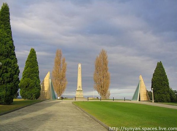 Hobart Cenotaph by John Shen