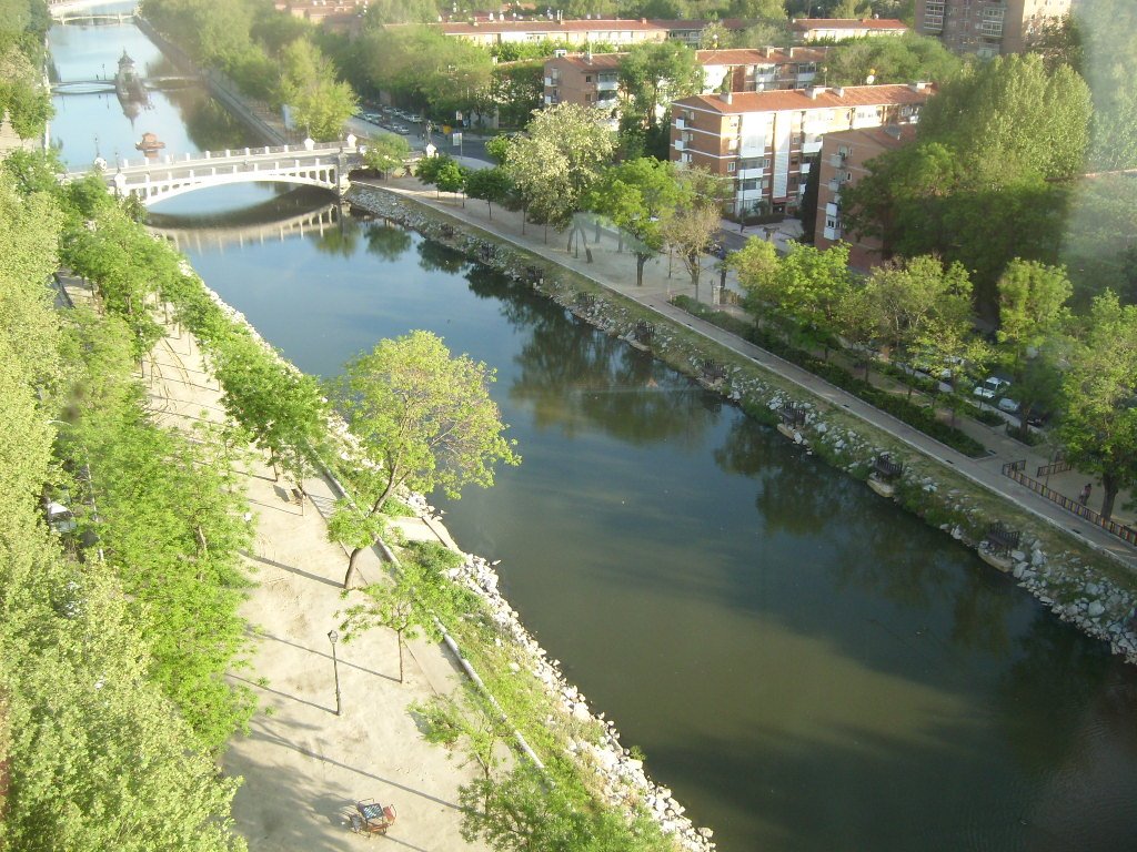 Rio Manzanares by Vicente_Joel_B