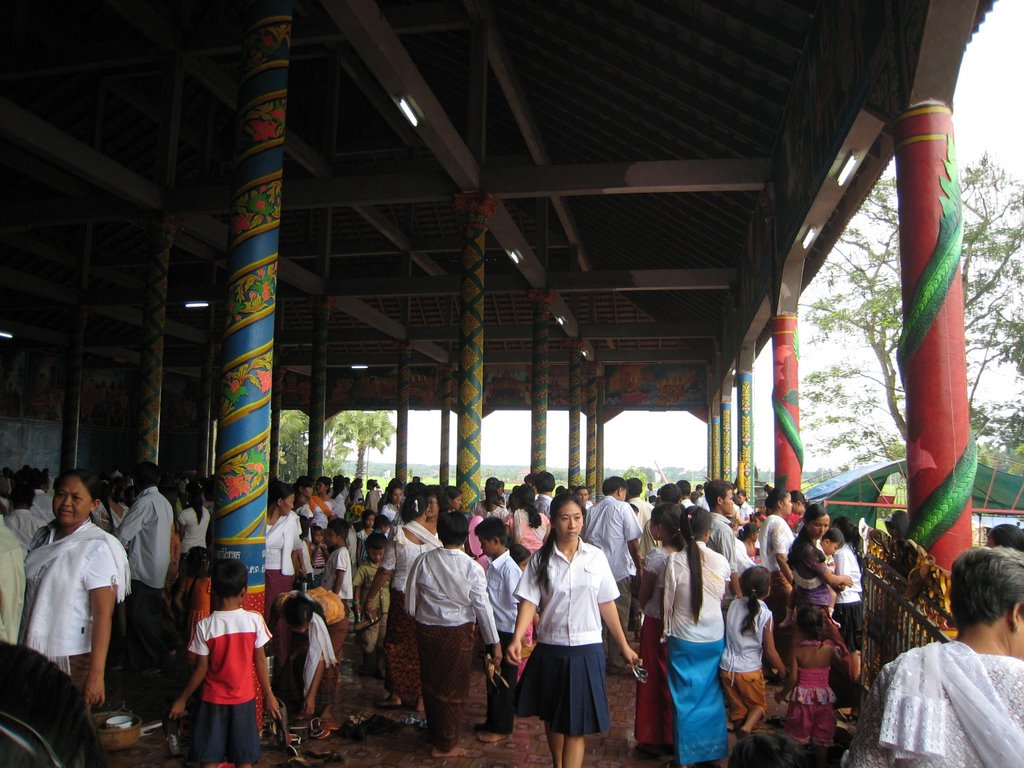 Phum Ben festival at Dar pagoda by penglang