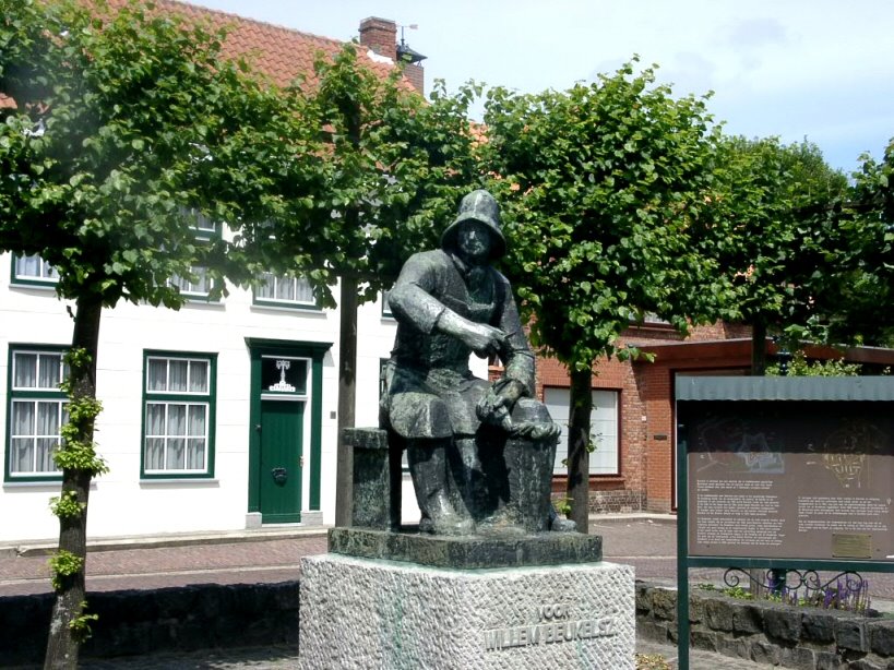 Statue of Willem Beukelszoon by gerritjanbeun