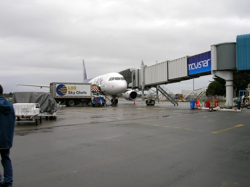 Aeropuerto "El Tepual" de Puerto Montt - Chile by Germán Rocha L.