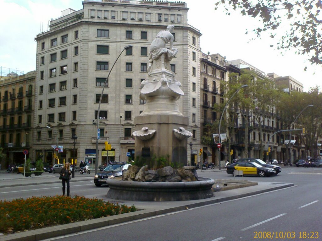 Gran Via de les Corts Catalanes - Roger de Lluría by Alex Xupi Guay