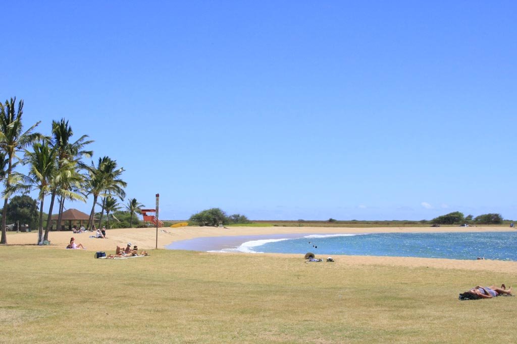 Sand Pond Beach by Kaiching Chu