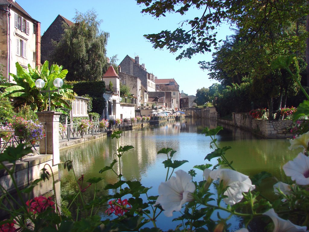 Dole le canal des Tanneurs - LBo by Laurent BOUCHARD