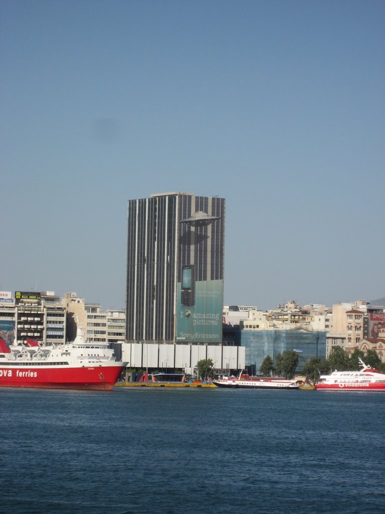 Piraeus Tower by rigimen