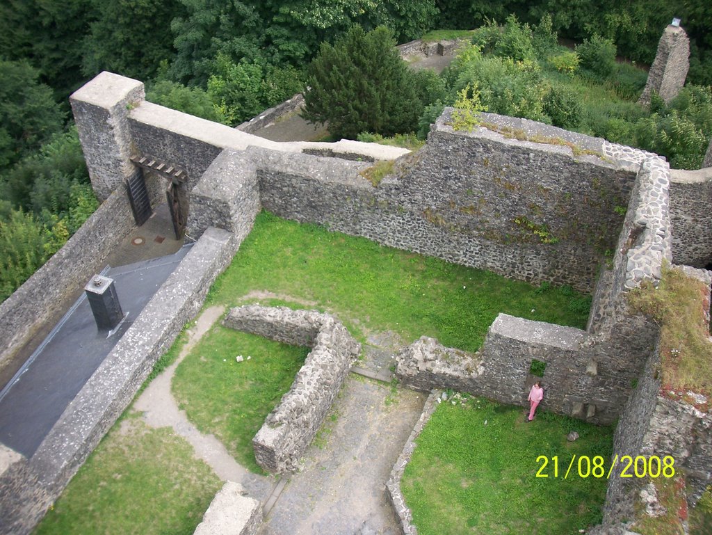 Ruine Nürburg by SebAlCaMo