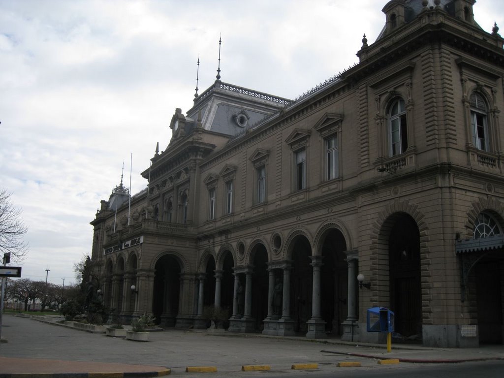 Abandoned mainstation by axen.h