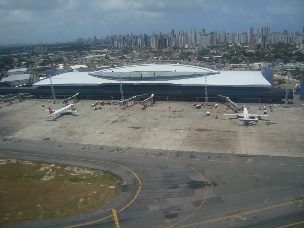 Recife Int´l Airport, Pernambuco, Brazil by Luciano R Oliveira