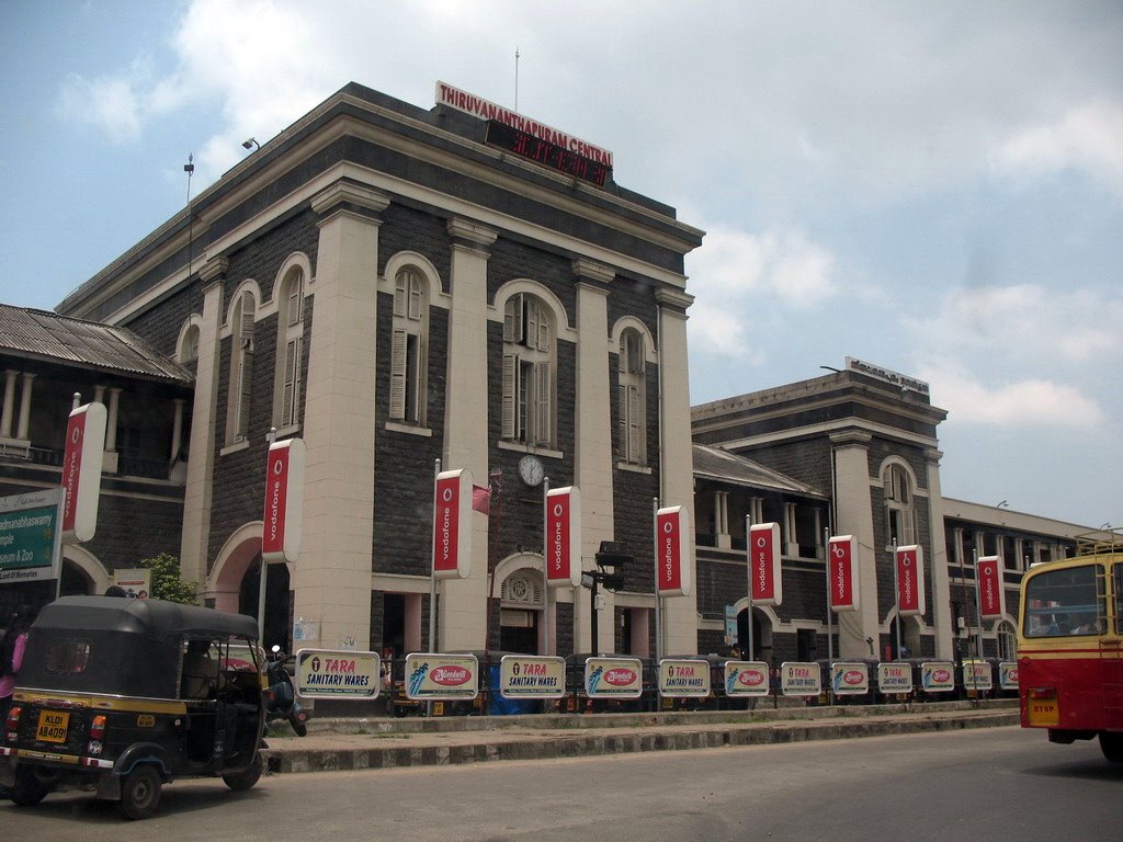 Trivandrum central. Railway station by ujames