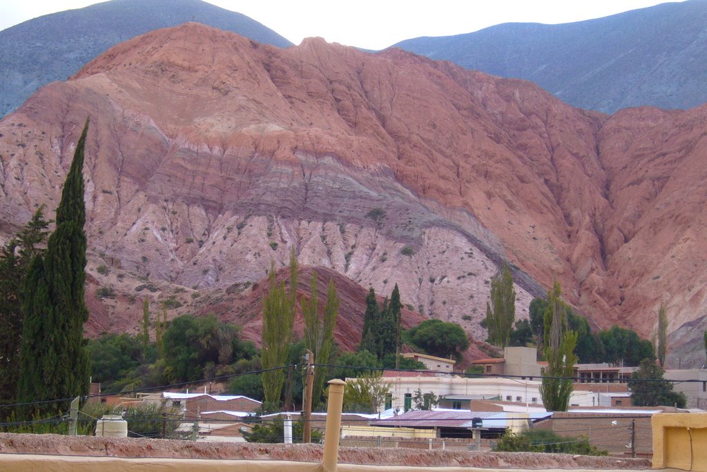 Cerro de los Siete Cerro de los Siete Colores (Vista desde el Hotel El Cardon) - Purmamarca (Jujuy)- Purmamarca (Jujuy) by fotosonline