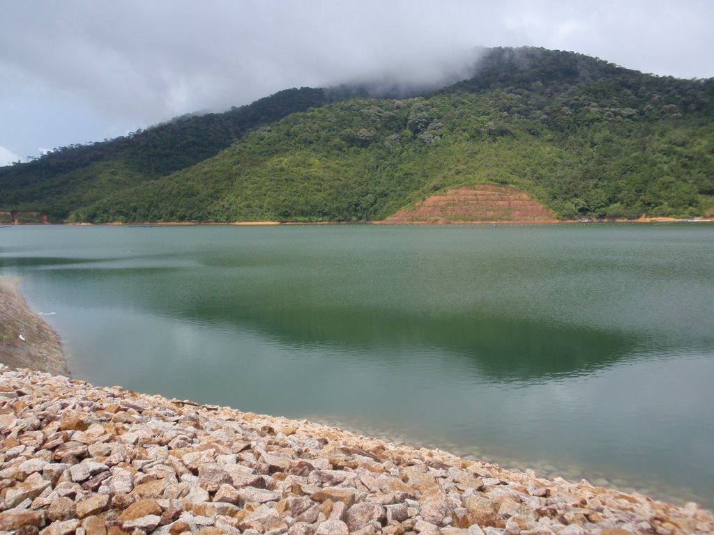 Bahang Bay Dam by kkboy