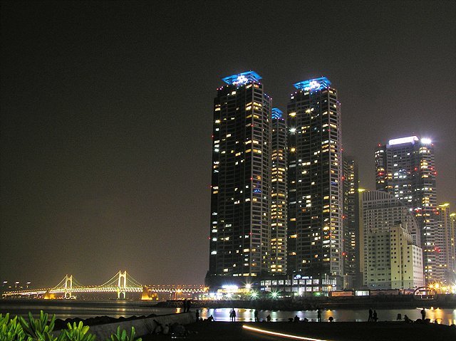 Marine City, Gwang-An bridge [Pic by 공명일] by Kong-myeong-il