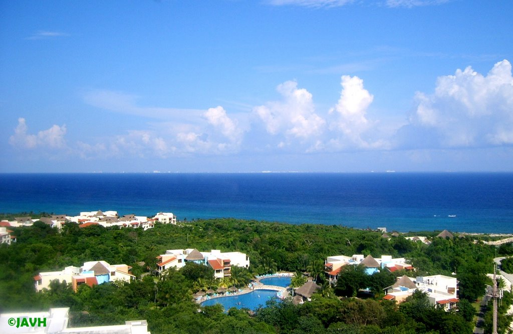 Xcaret, Quintana Roo, México by Jorge Alberto Vega