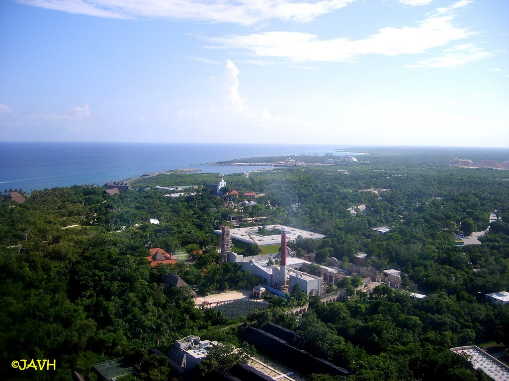 Xcaret, Quintana Roo, México by Jorge Alberto Vega