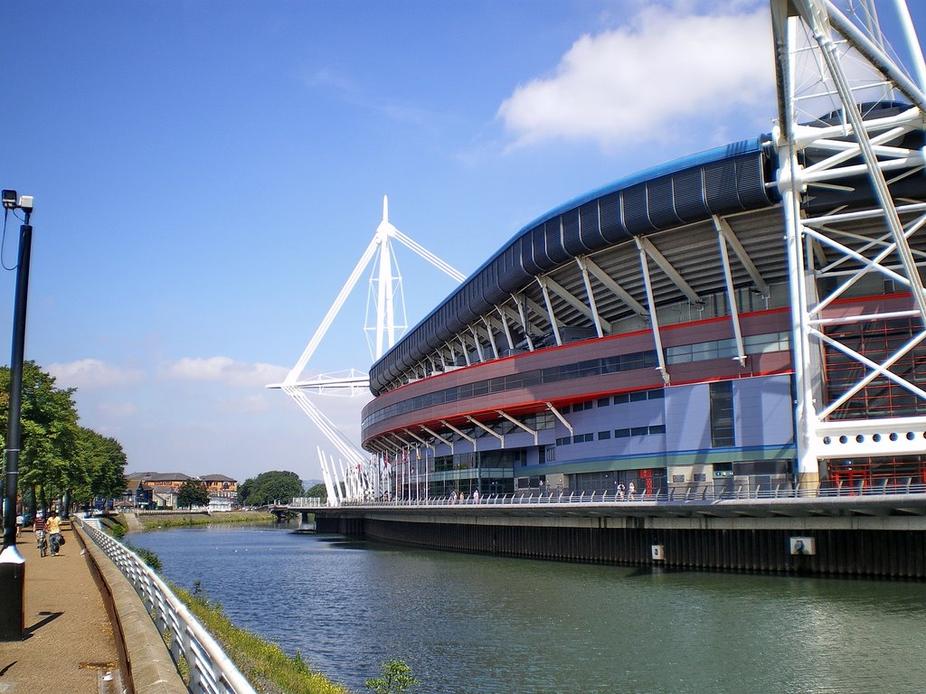 Millenium Stadium, from Fitzhamond Embankment 1 by Gareth.Stadden