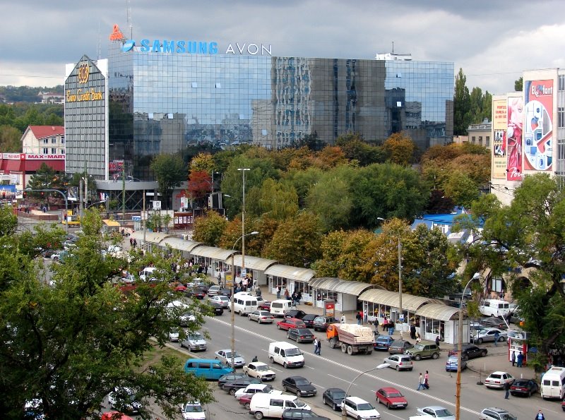 Izmail str. and Stefan str. crossing by Oleg Kuznetsov