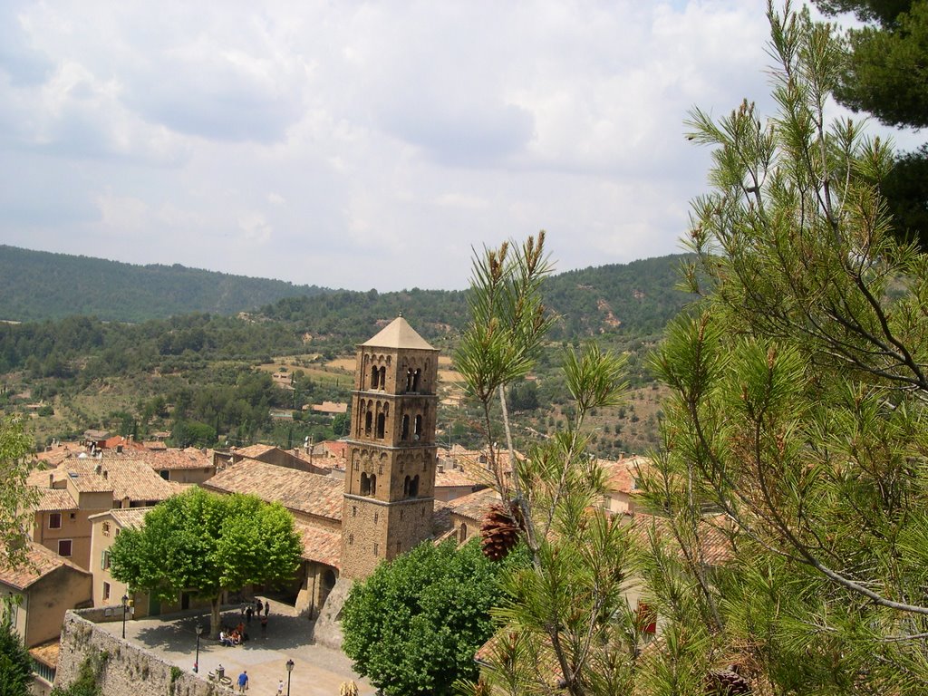 Moustiers Sainte-Marie by IJlie