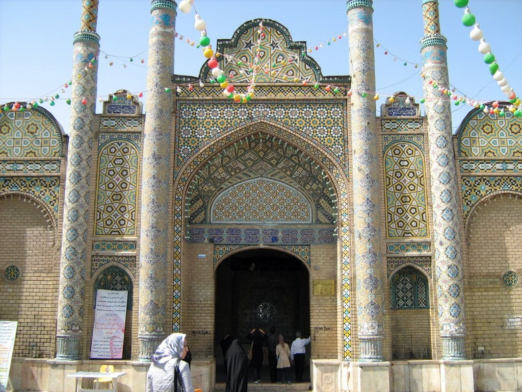 Gazvin, Imamzadeh Hossein (16th), entrance by valery_d