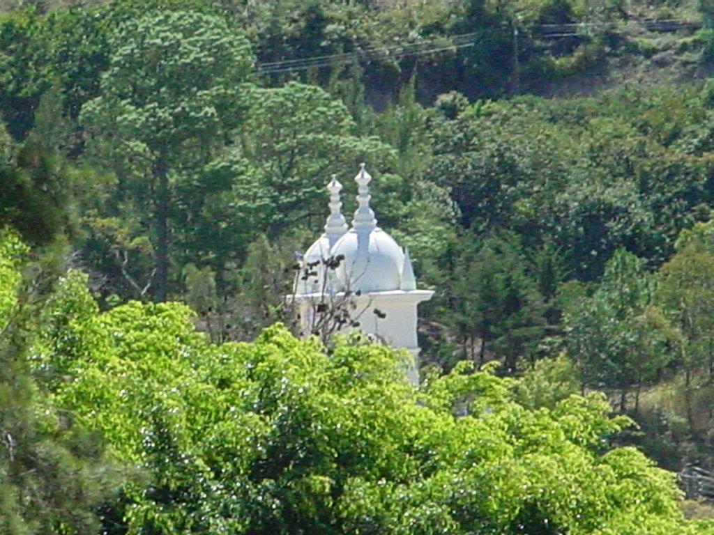 Iglesia de Santa Lucia, Fco Morazan, Honduras by Rbandes