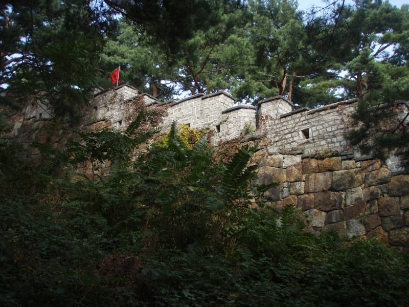 Suwon Hwaseong Fortress by pulp