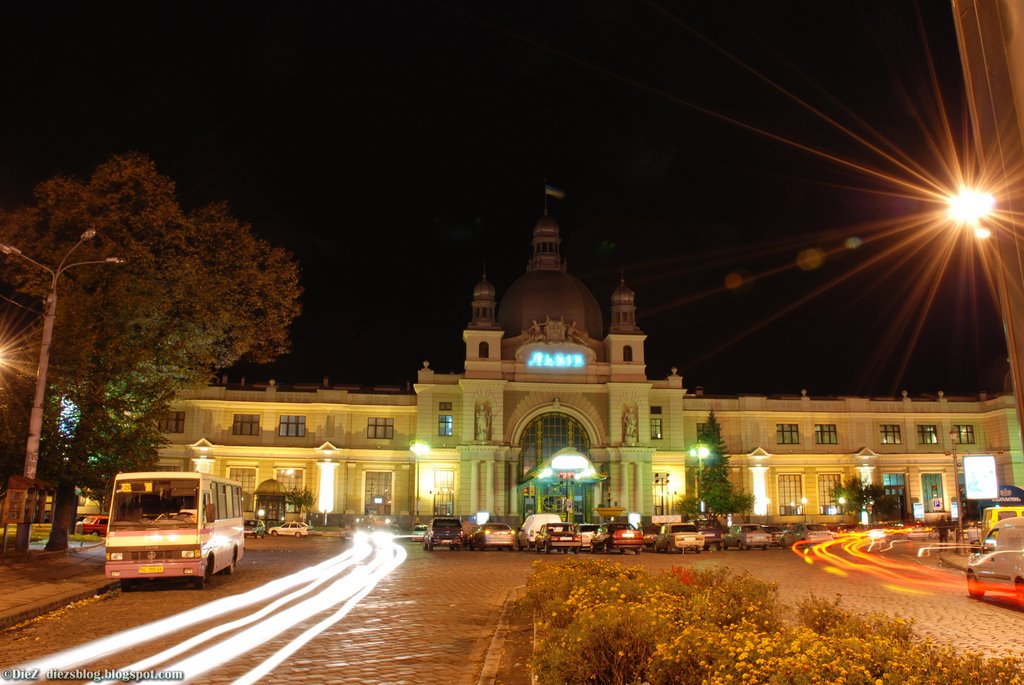 Lviv Railvay Station by Dmytro Mantula