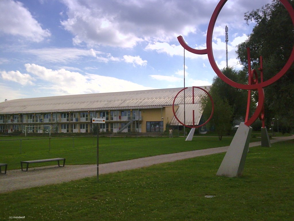 Blick von Deutschland aus auf die Bodenseearena Kreuzlingen by mondwolf