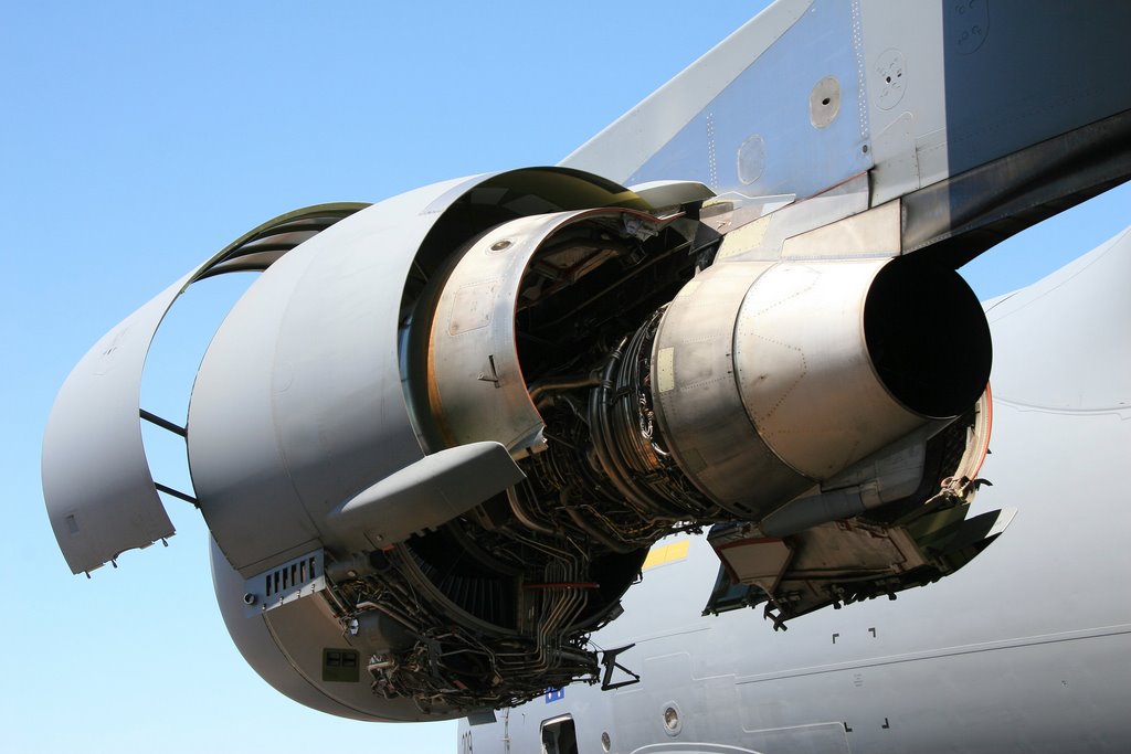 C17 engine Amberley Airshow 2008 by Dinga Bell