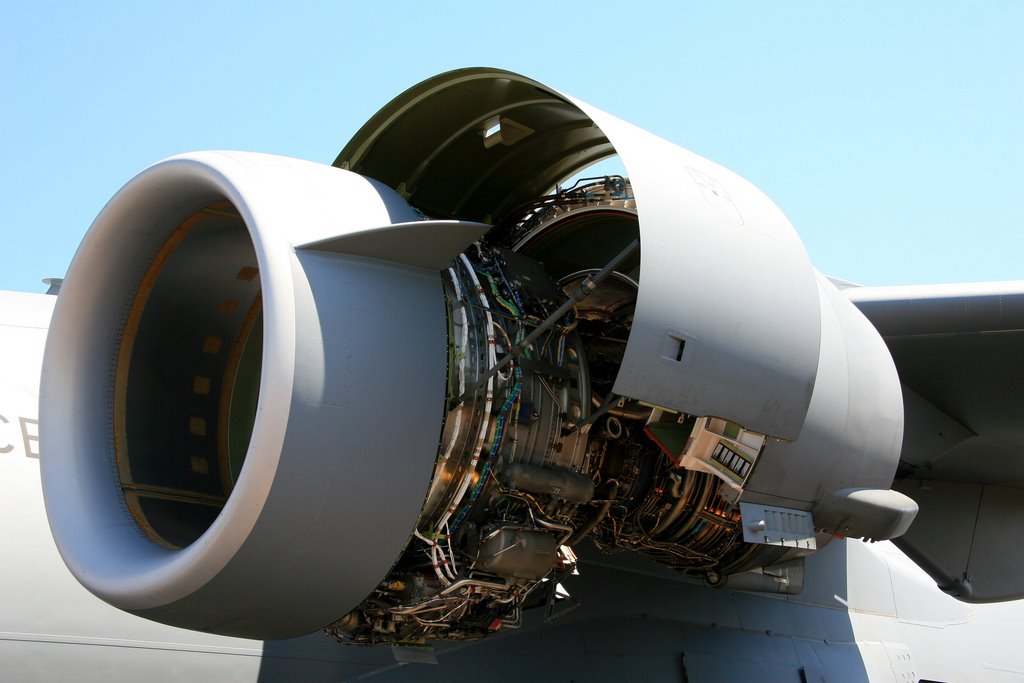 C17 engine Amberley Airshow 2008 by Dinga Bell