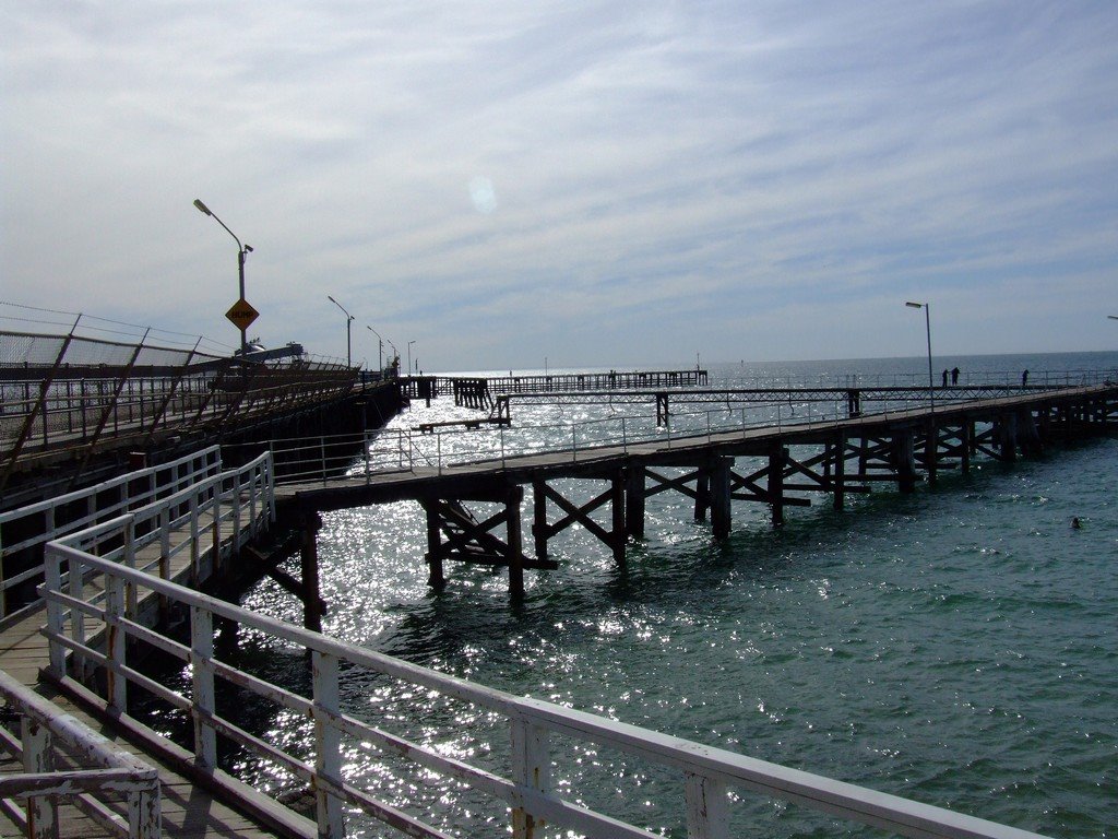 Wallaroo, South Australia... part of the long pier by Aussi Wolf