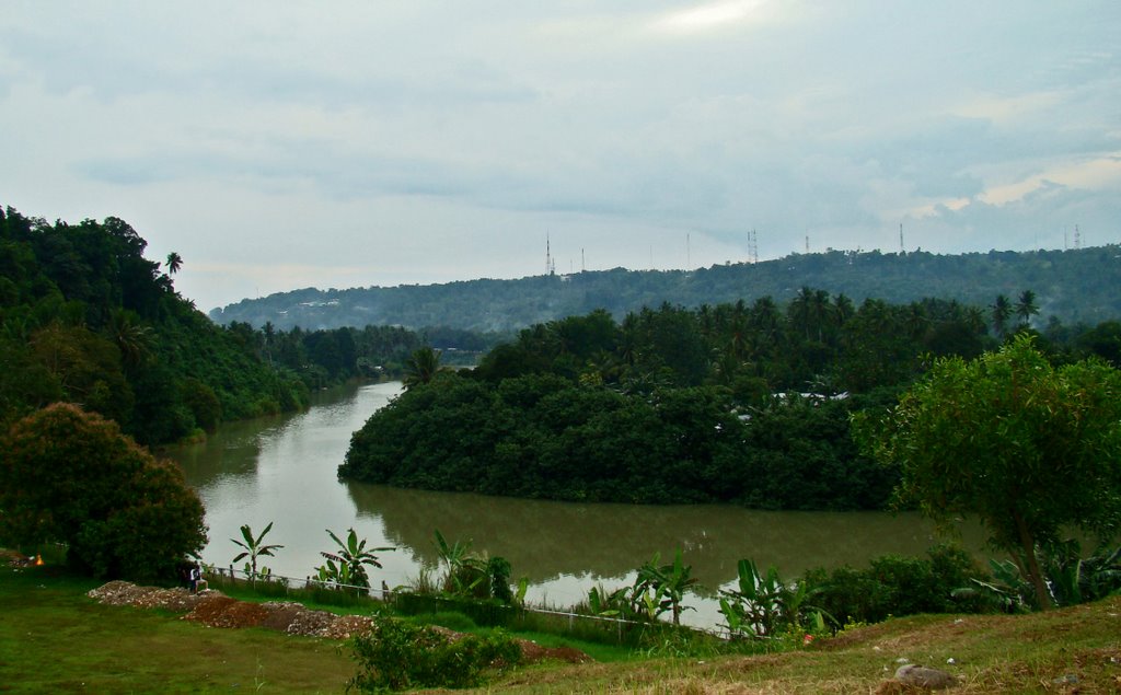 Bankerohan river by Jim de Francia