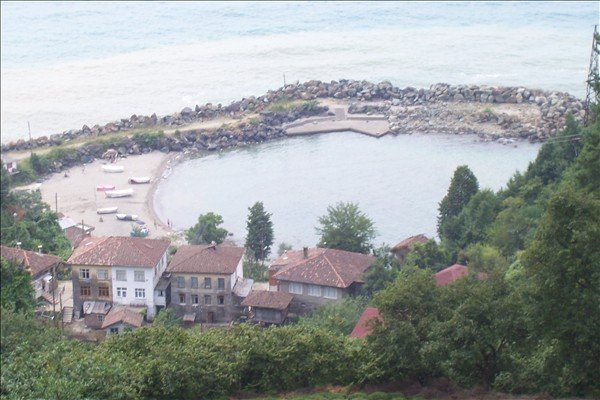 Karadeniz Sahil Yolu, 08290 Güngören/Arhavi/Artvin, Turkey by mosgora