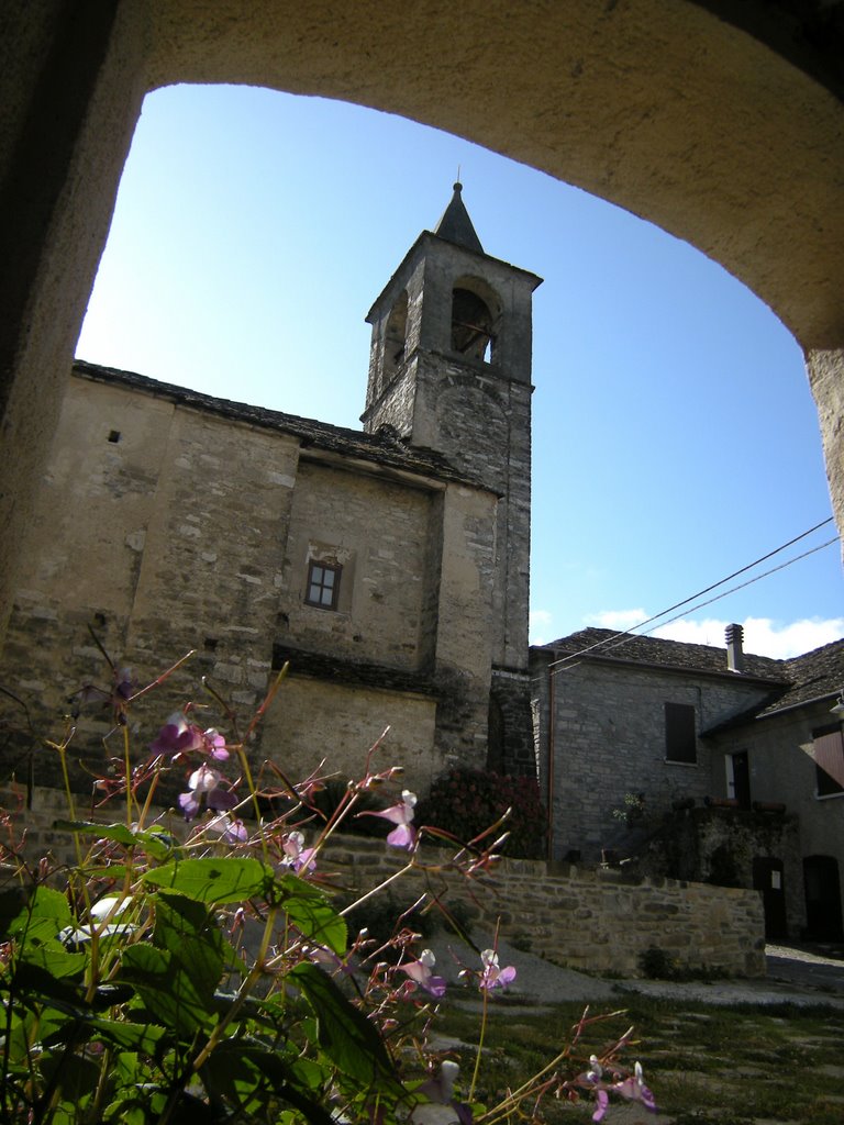 Corchia - Chiesa vecchia by Maoteo