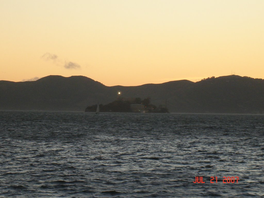 ALCATRAZ ISLAND by vivianecbf