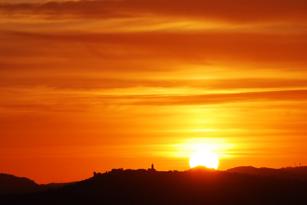 Romantica.......alba su Montecalvo by Giuliano Mangani