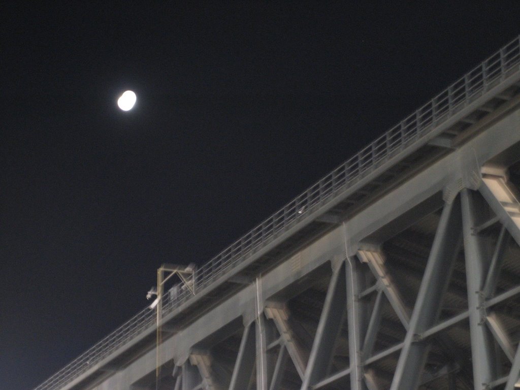 Moon at Chase Field by jzerbe