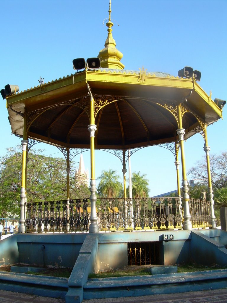 Coreto Praça da Independencia - Corumbá by Leonardo Pereira