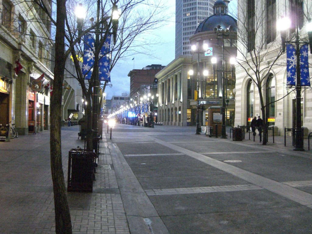 Stephen Ave Nov 11 2007 by GerhardJaros